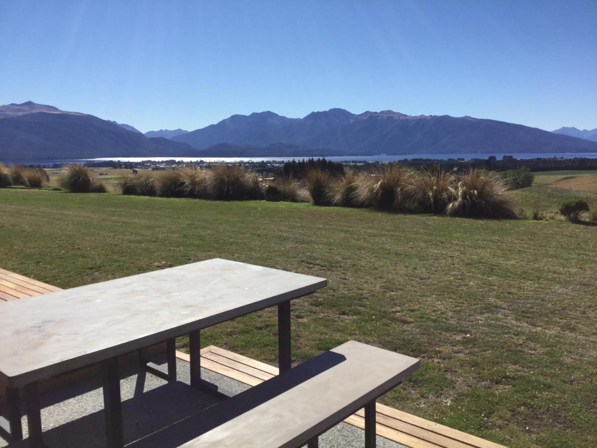 Fiordland Eco-Retreat -- Panoramic Views -- Hot Tub Villa Te Anau Eksteriør bilde